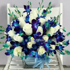 blue white flower vase