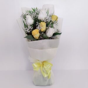 6 yellow white roses bouquet