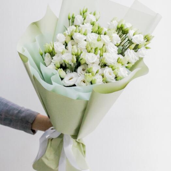 white Lisianthus Bouquet