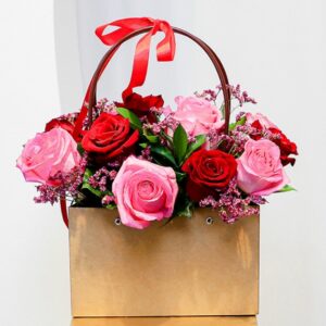 pink red roses bag